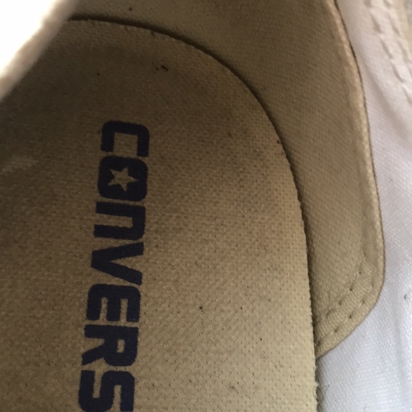 Converse - Picture 3 of 4